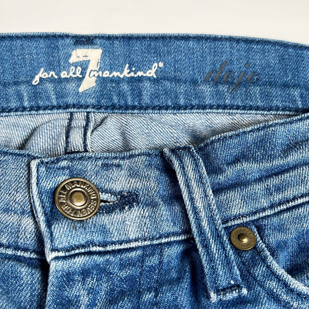 7 For All Mankind Dojo Vintage Distressed Ripped Jeans Medium Wash Cotton 27 - Picture 6 of 10